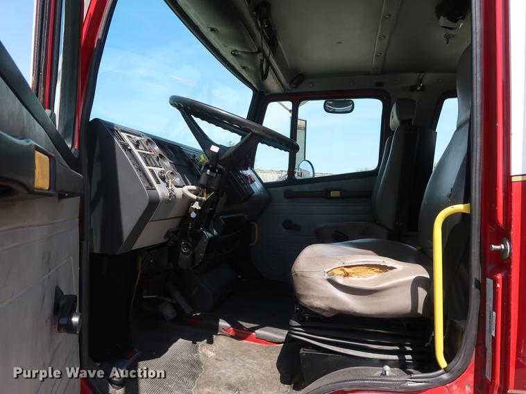 image for item DF3677 1995 Freightliner FL70 fire truck