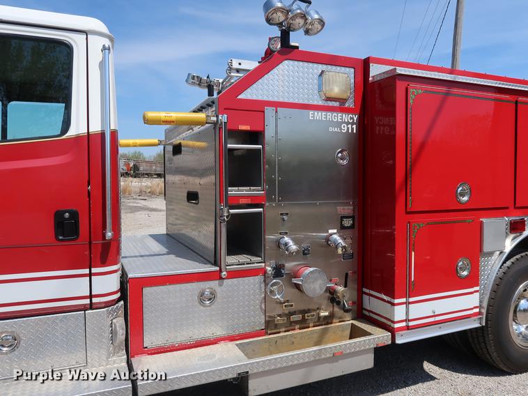 image for item DF3677 1995 Freightliner FL70 fire truck