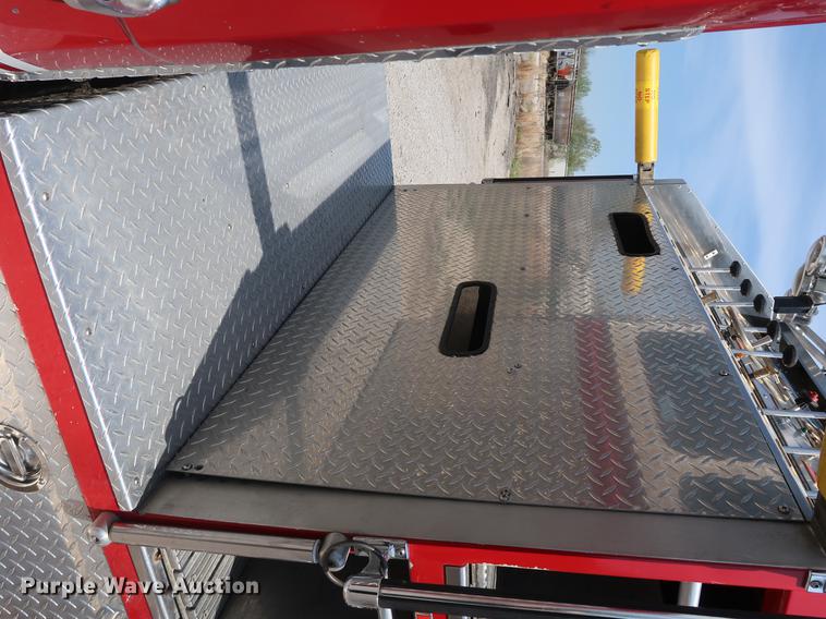 image for item DF3677 1995 Freightliner FL70 fire truck
