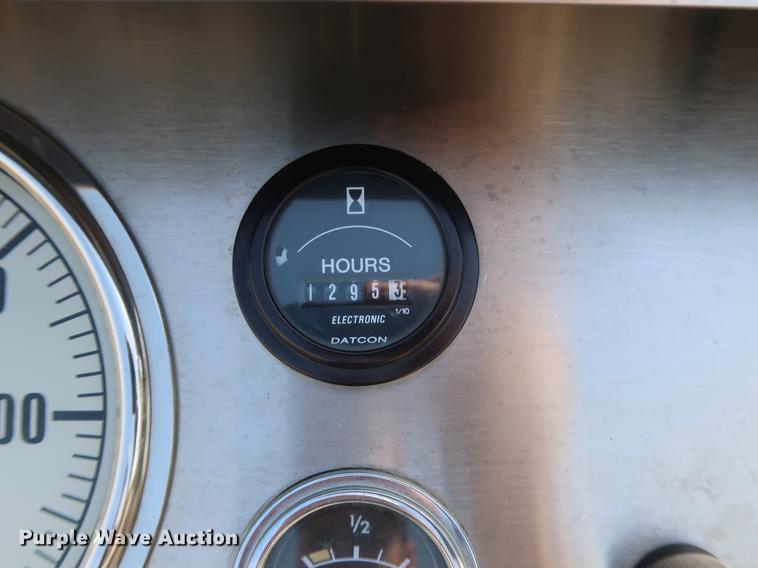 image for item DF3677 1995 Freightliner FL70 fire truck