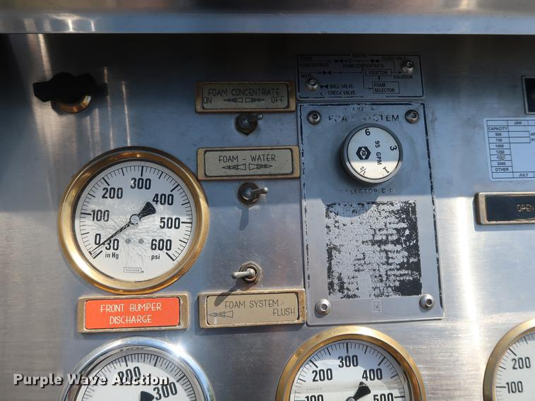 image for item DF3677 1995 Freightliner FL70 fire truck