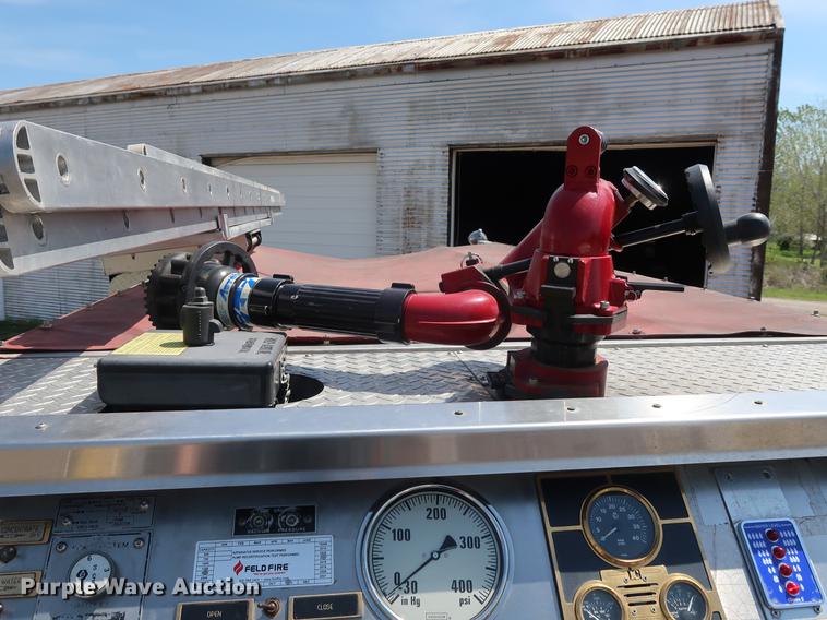 image for item DF3677 1995 Freightliner FL70 fire truck