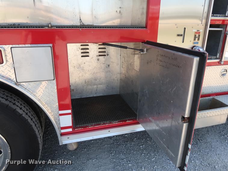 image for item DF3677 1995 Freightliner FL70 fire truck