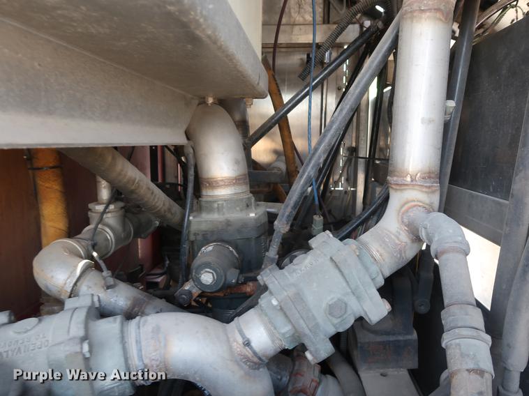 image for item DF3677 1995 Freightliner FL70 fire truck