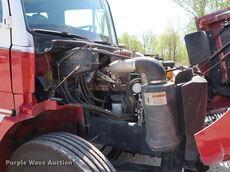 image for item DF3677 1995 Freightliner FL70 fire truck