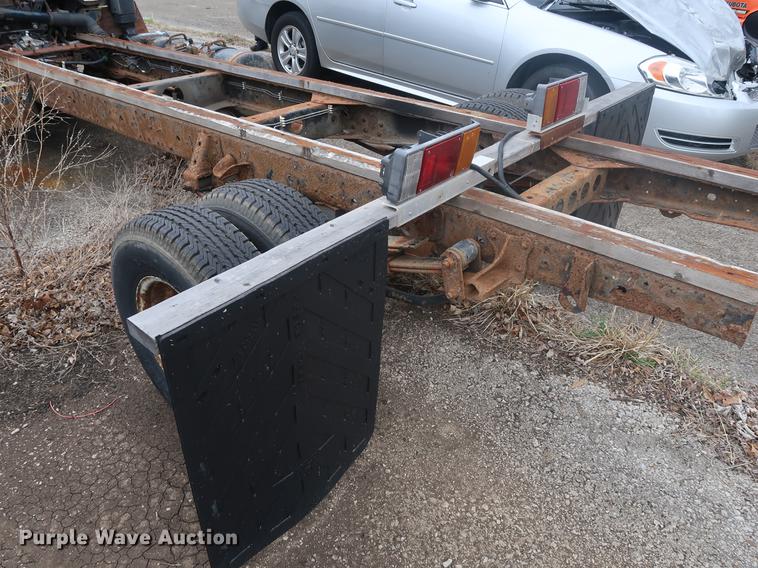 image for item DF3694 1990 Chevrolet 40 Tiltmaster truck cab and chassis