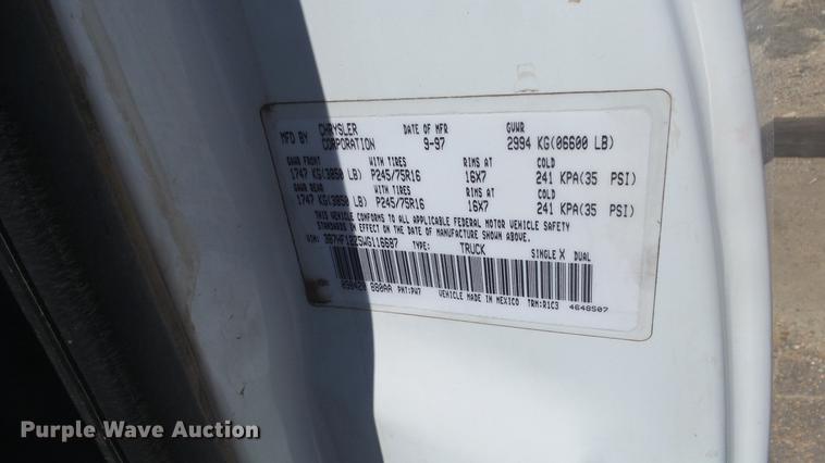 image for item DR9535 1998 Dodge Ram 1500 Club Cab pickup truck