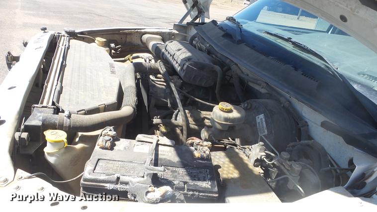 image for item DR9535 1998 Dodge Ram 1500 Club Cab pickup truck