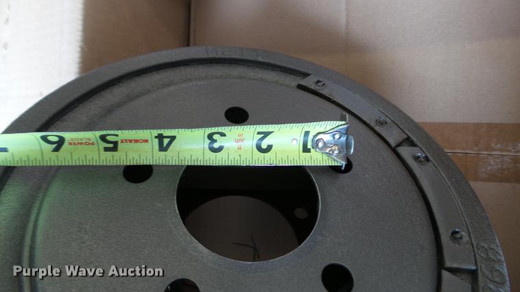 image for item DT9048 (2) rear drum brake assemblies