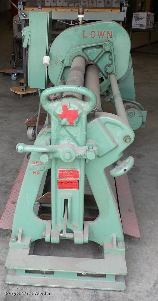 image for item DT9053 Lown B400 metal roller