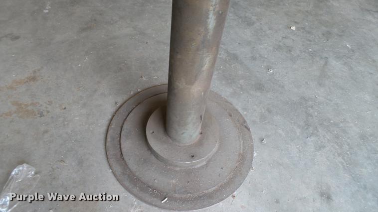 image for item DT9055 Drake 1 1/2 arbor press