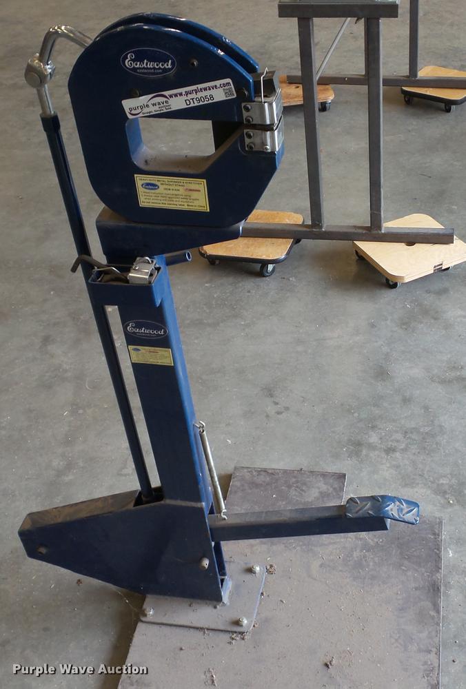 Eastwood metal shrinker and stretcher in Peabody, KS Item DT9058 sold