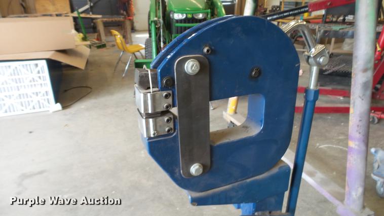 image for item DT9058 Eastwood metal shrinker and stretcher