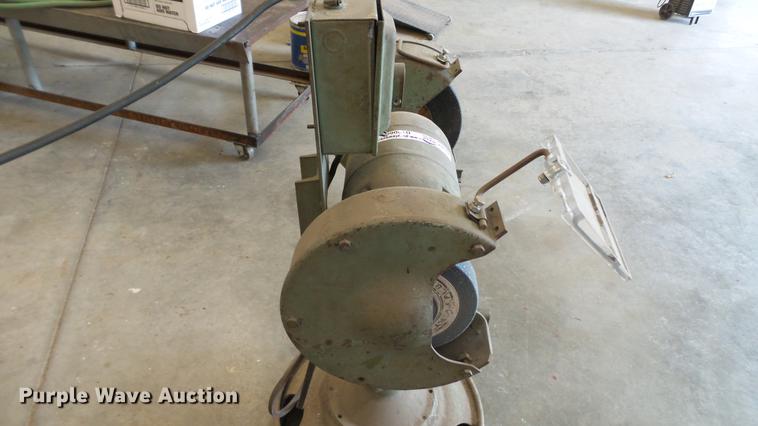 image for item DT9060 Dual wheel bench grinder