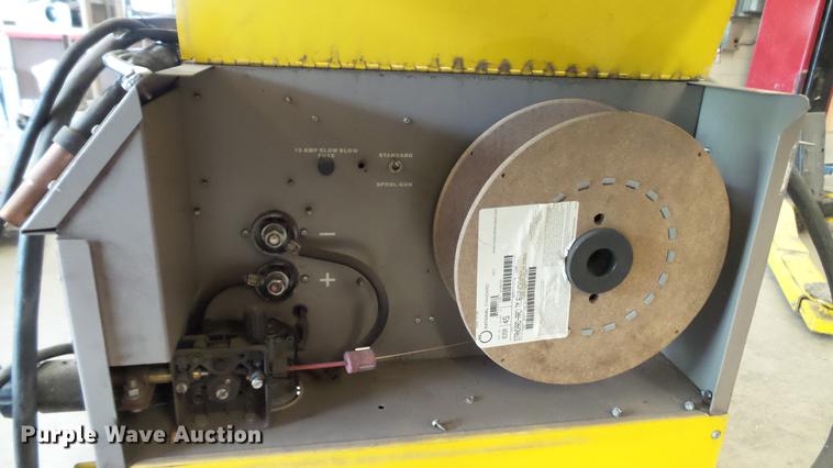 image for item DT9061 Esab Migmaster 250 MIG welder