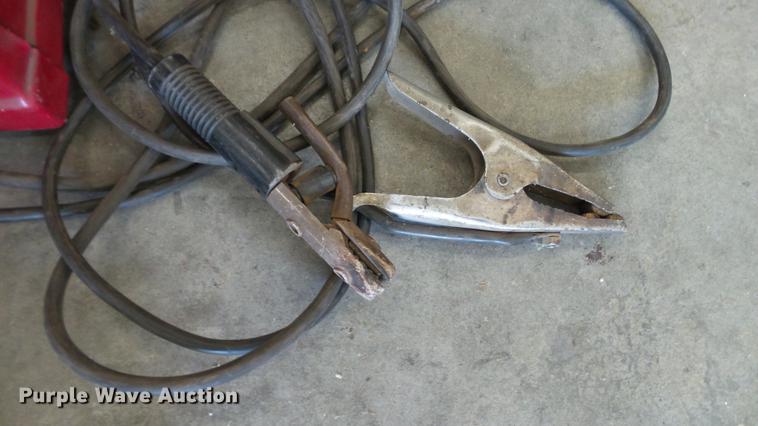 image for item DT9062 Lincoln Electric AC/DC arc welder