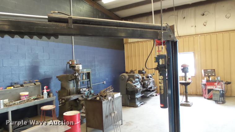 image for item DT9063 Forward 12000LF four post vehicle lift