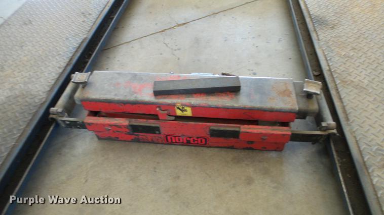image for item DT9063 Forward 12000LF four post vehicle lift