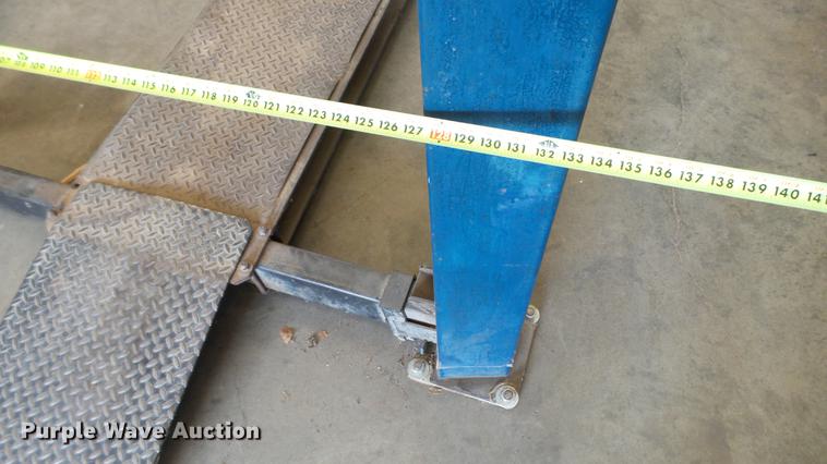 image for item DT9063 Forward 12000LF four post vehicle lift