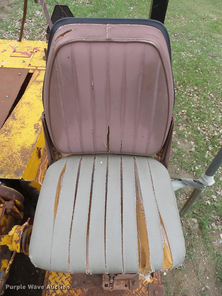 image for item DX9088 Ingram pneumatic roller