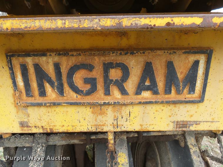 image for item DX9088 Ingram pneumatic roller