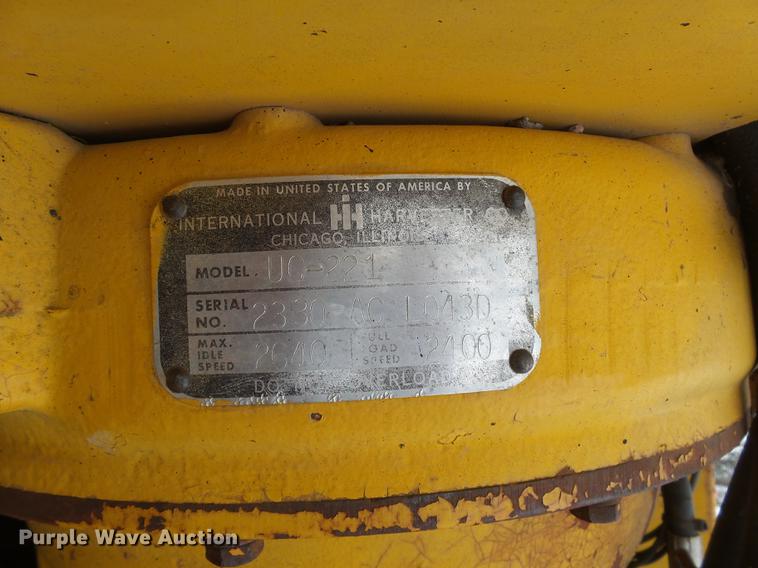 image for item DX9088 Ingram pneumatic roller