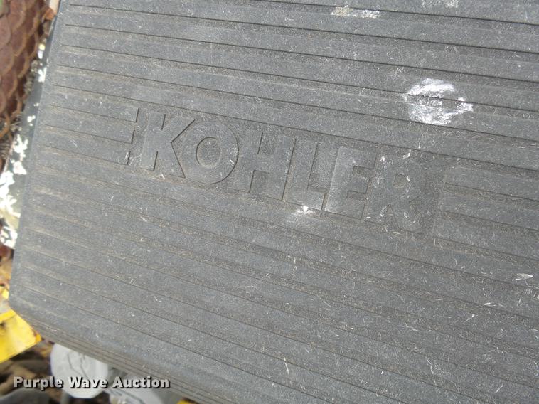 image for item DX9090 Asphalt paver