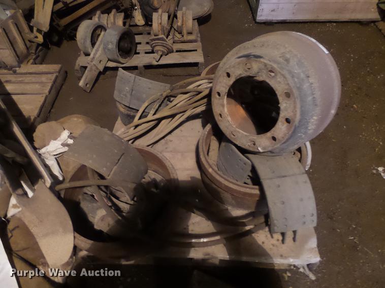 image for item DX9094 Truck parts