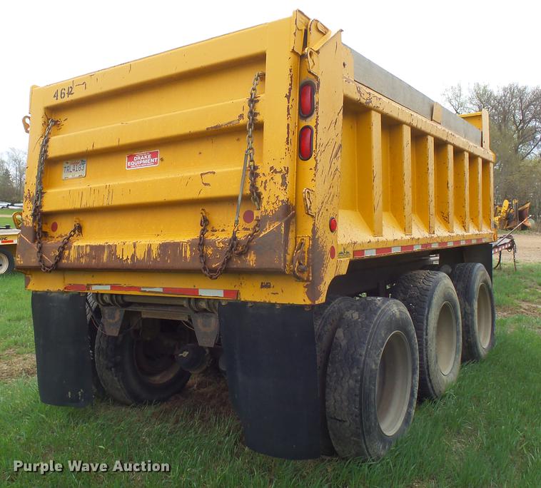 image for item DX9096 2005 Drake end dump pup trailer