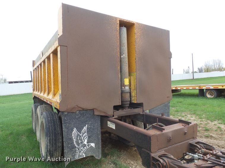 image for item DX9096 2005 Drake end dump pup trailer