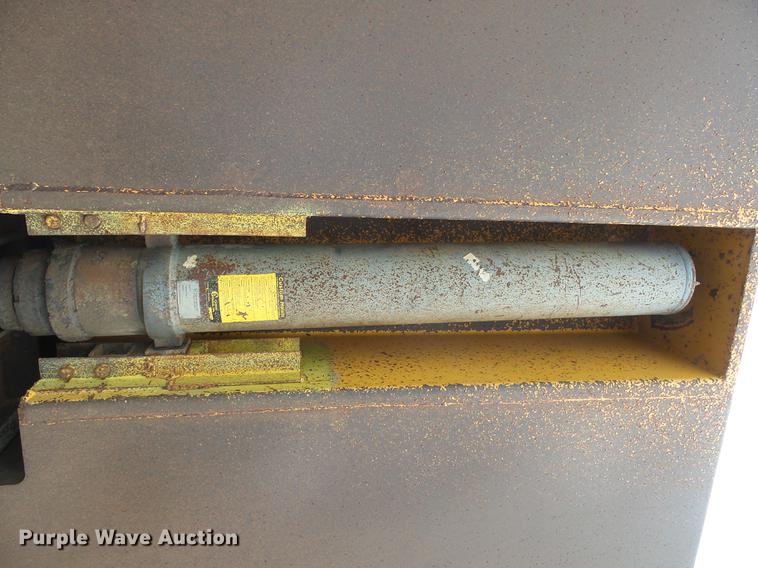 image for item DX9096 2005 Drake end dump pup trailer