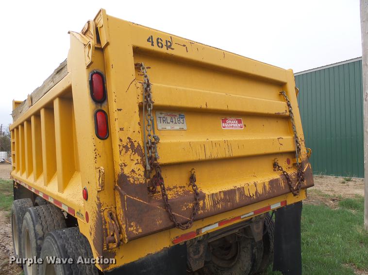 image for item DX9096 2005 Drake end dump pup trailer