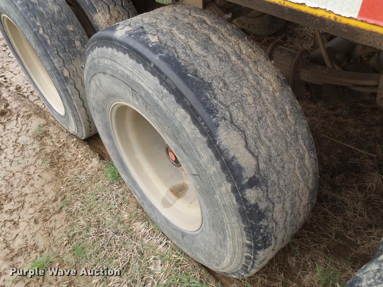 image for item DX9096 2005 Drake end dump pup trailer