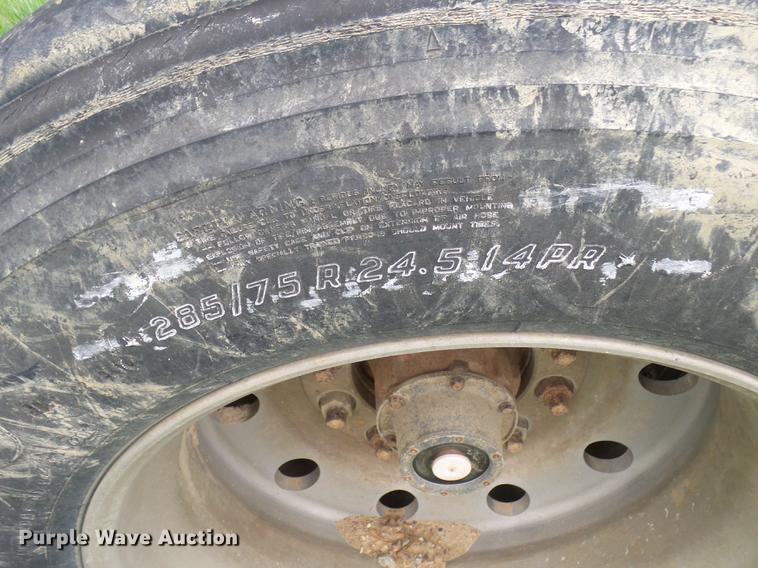 image for item DX9096 2005 Drake end dump pup trailer