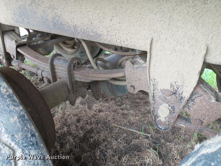 image for item DX9096 2005 Drake end dump pup trailer