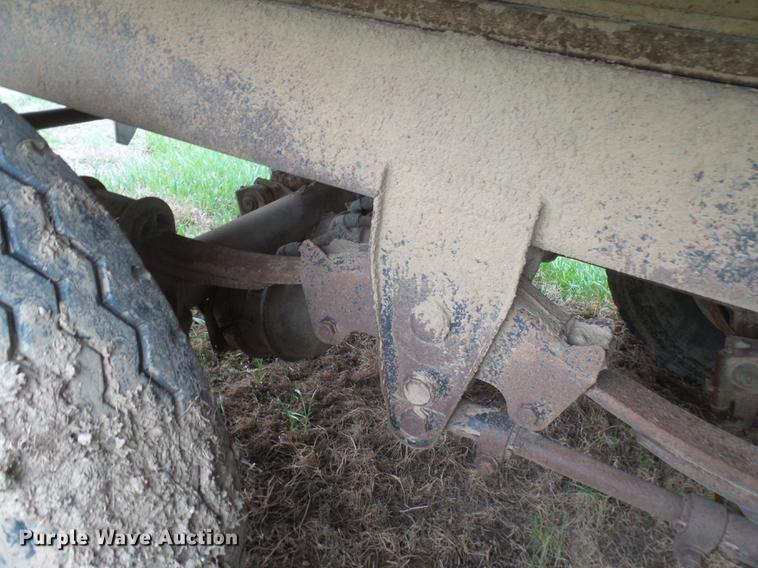 image for item DX9096 2005 Drake end dump pup trailer