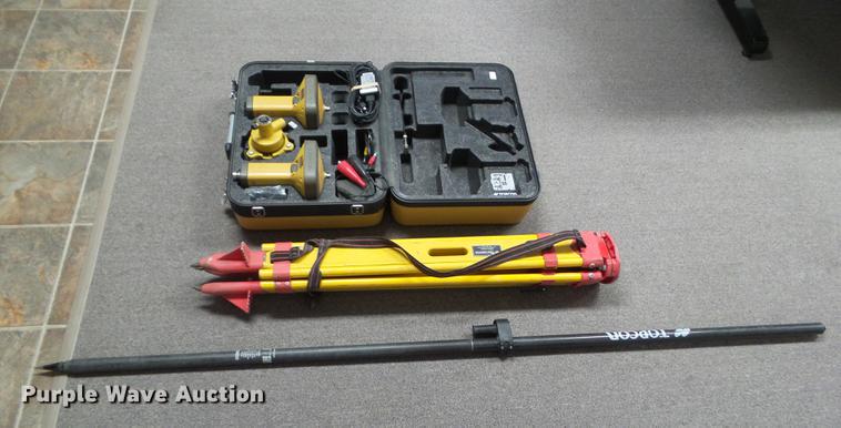 image for item DZ9235 Topcon GR-3 base and rover