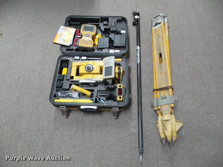 image for item DZ9236 Topcon QS-3A robotic total station