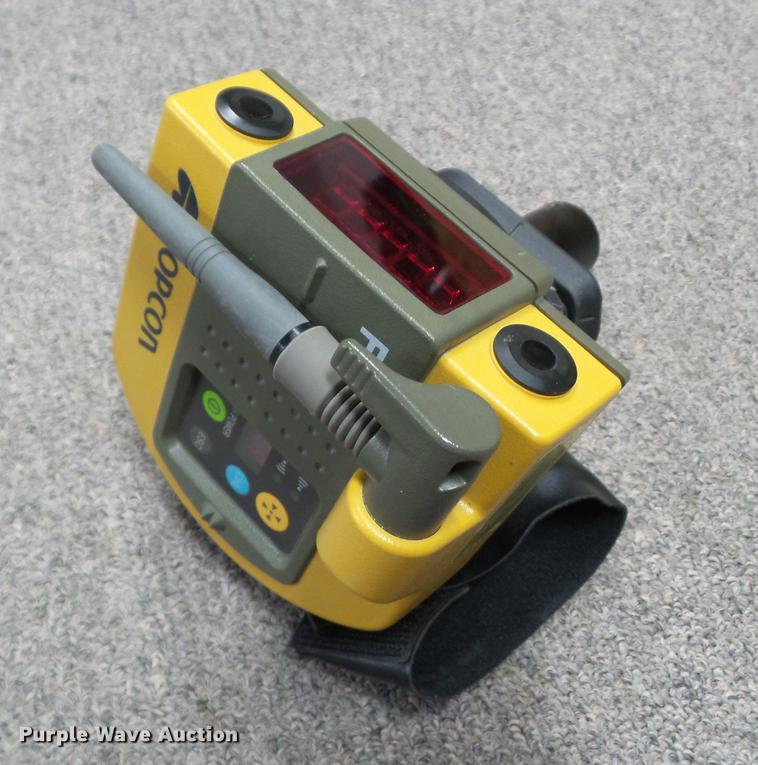 image for item DZ9236 Topcon QS-3A robotic total station