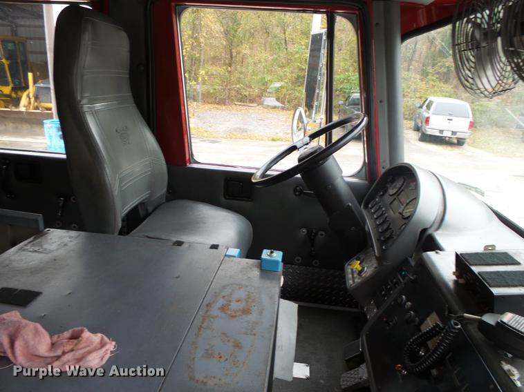 image for item ED9684 1995 Spartan fire truck