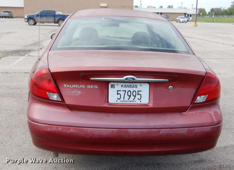 image for item EI9117 2003 Ford Taurus SES