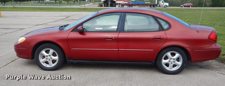image for item EI9117 2003 Ford Taurus SES