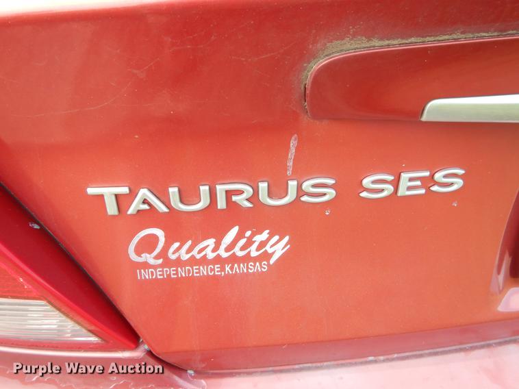 image for item EI9117 2003 Ford Taurus SES