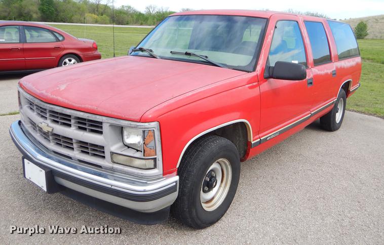 image for item EI9118 1999 Chevrolet Suburban C1500 SUV