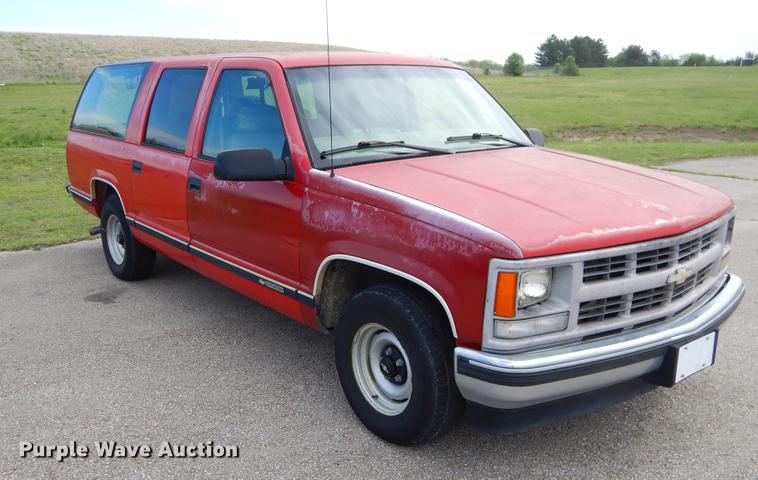 image for item EI9118 1999 Chevrolet Suburban C1500 SUV