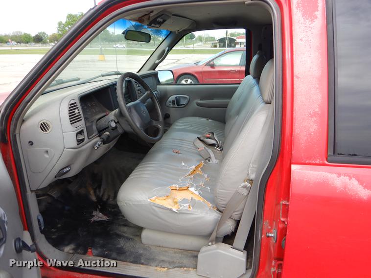 image for item EI9118 1999 Chevrolet Suburban C1500 SUV