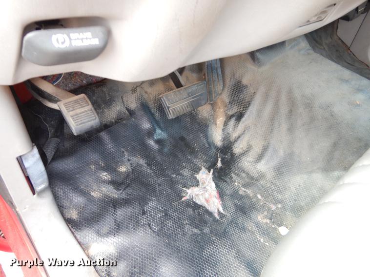 image for item EI9118 1999 Chevrolet Suburban C1500 SUV