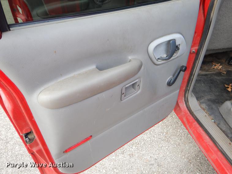 image for item EI9118 1999 Chevrolet Suburban C1500 SUV