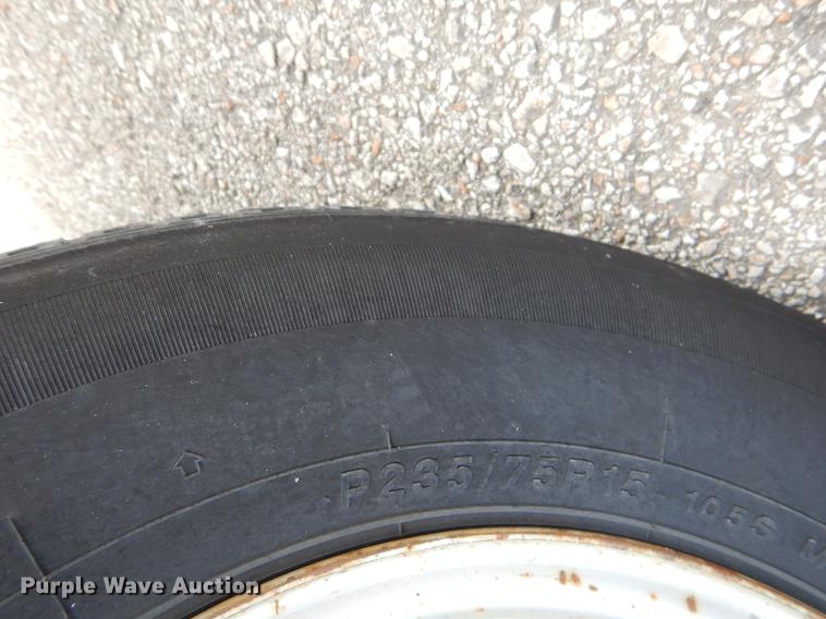 image for item EI9118 1999 Chevrolet Suburban C1500 SUV