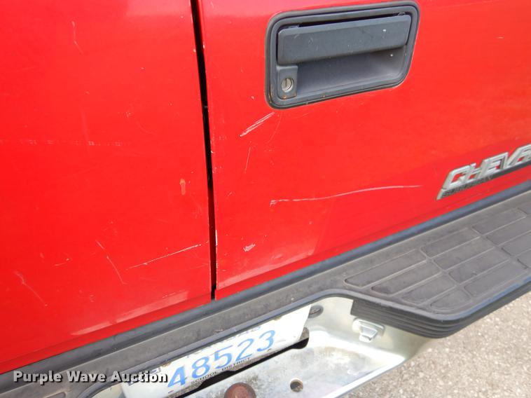 image for item EI9118 1999 Chevrolet Suburban C1500 SUV